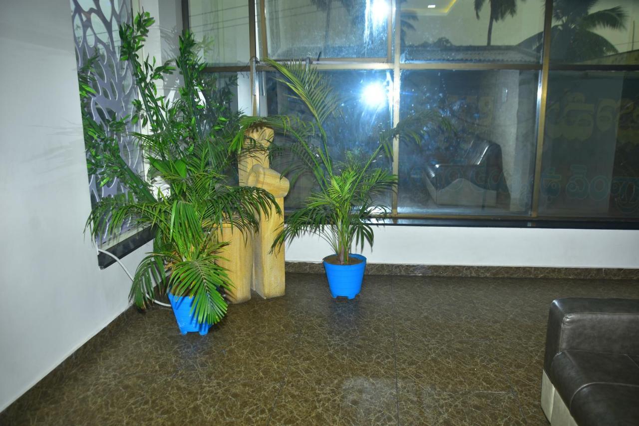 Pagadala Grand Residency Hotel Bapatla Exterior photo