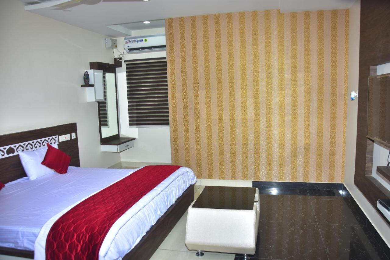 Pagadala Grand Residency Hotel Bapatla Exterior photo